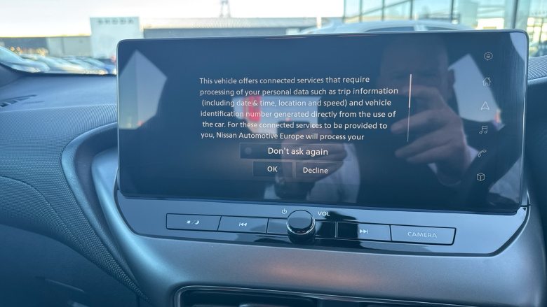 Nissan Juke 1.0 DiG-T N-Connecta 5dr DCT Petrol Hatchback